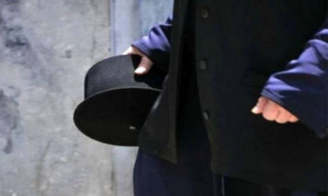 Λάρισα: Παραδόθηκε μία από εικόνες μεγάλης αξίας που φέρεται ότι έκλεψε ο πρώην ιερέας
